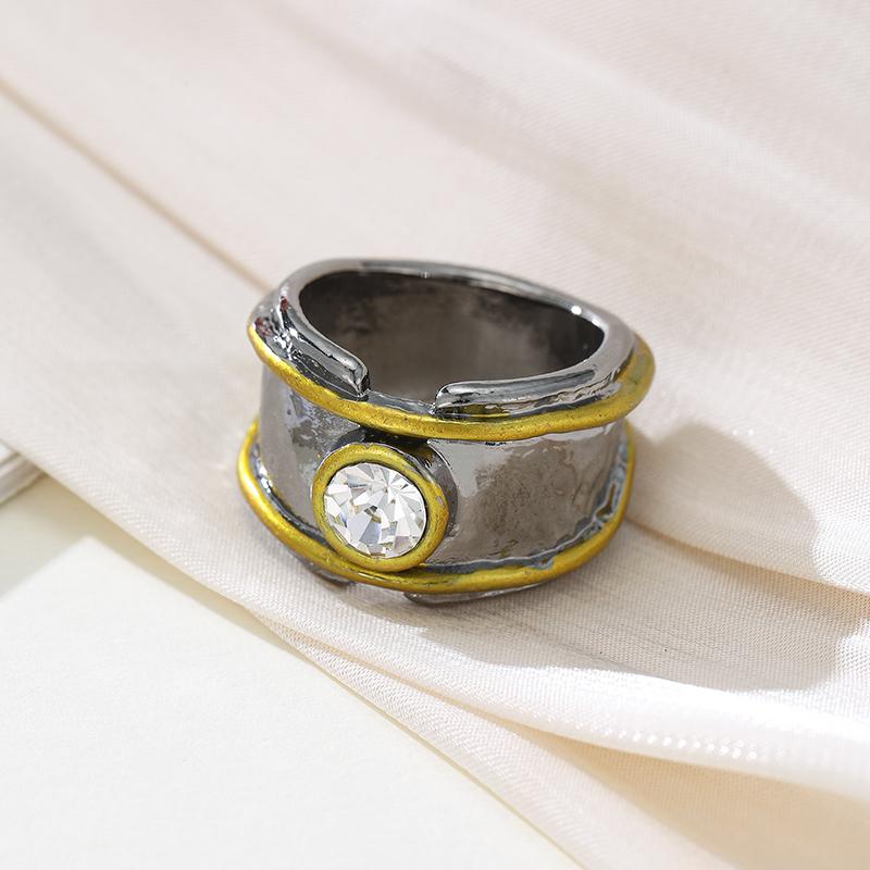 Geometric Wide Face Antique Copper Inlaid Zircon Ring Women s Heavy Industry Gold Color Line Zircon Unique Charm Zircon 9