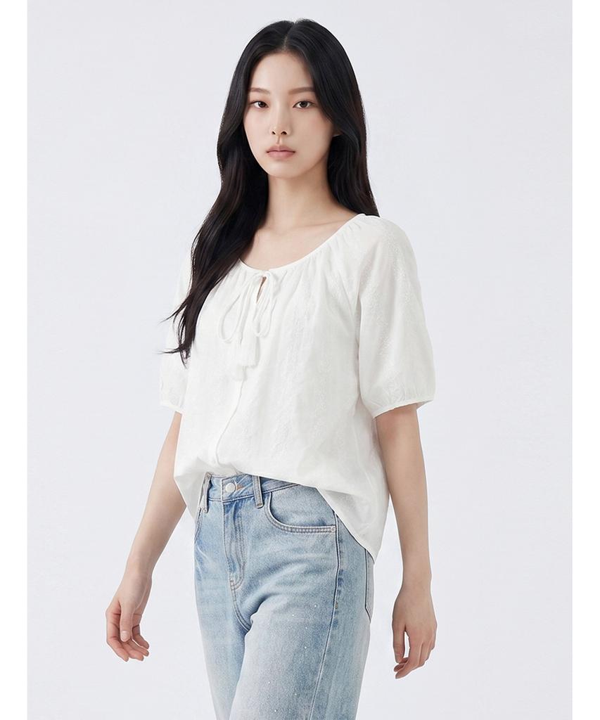 Poebeo21 Ribbon Strap Embroidered Shirring Blouse (Ftdbbl020)