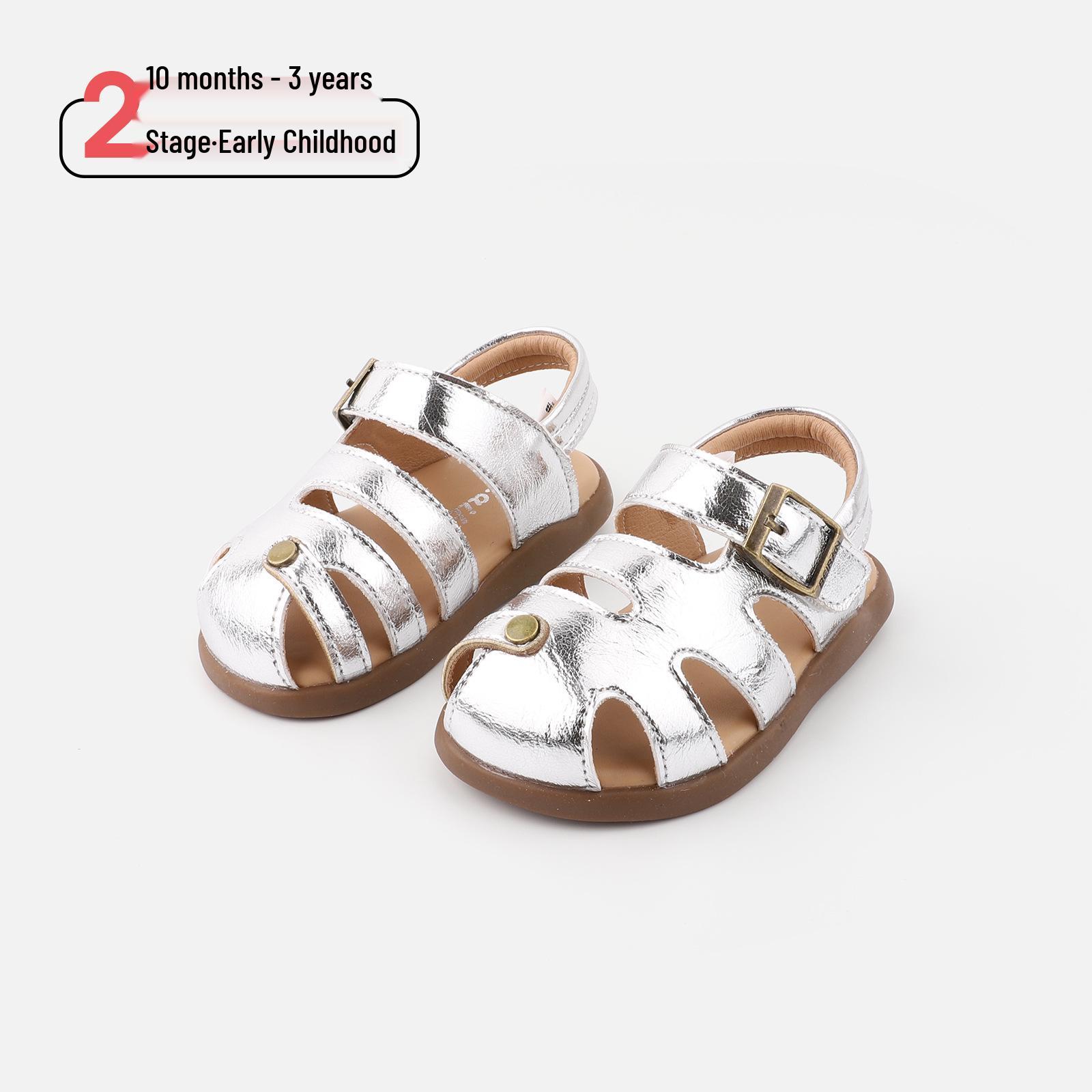 

Infant Soft Sole First Steps Shoes - Stylish Closed Toe Sandals for 1-Year-Olds Size 16 / Length 12.5cm срібний