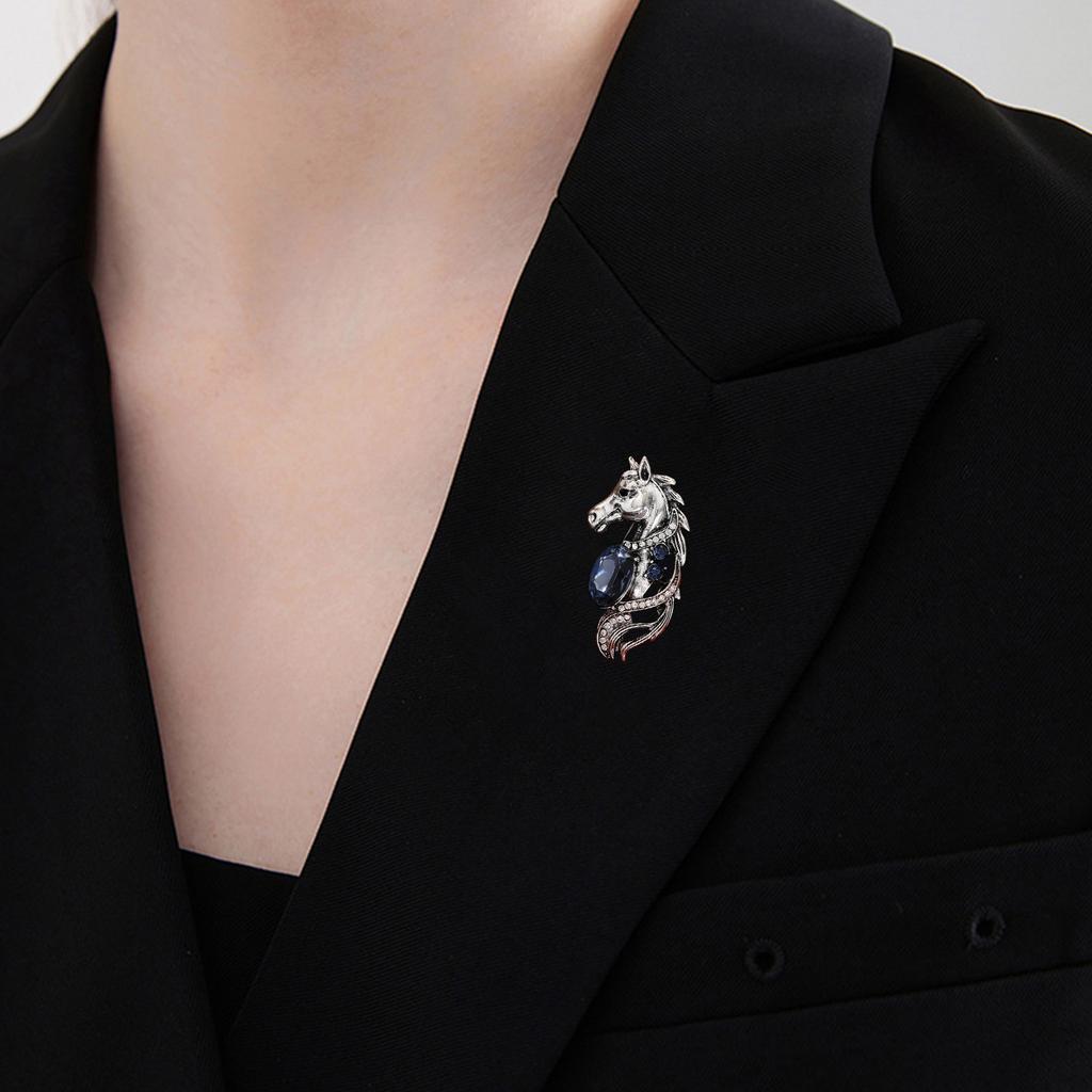 Trendy Horse Head Design Brooch Versatile Accessory Contemporary Badge For Casual Outfits Parties Work Event