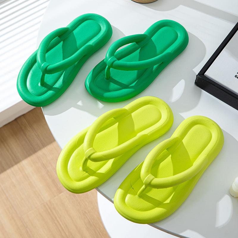 Women's Cute Plus Size Summer Beach Sandals with Poop-Like Comfort