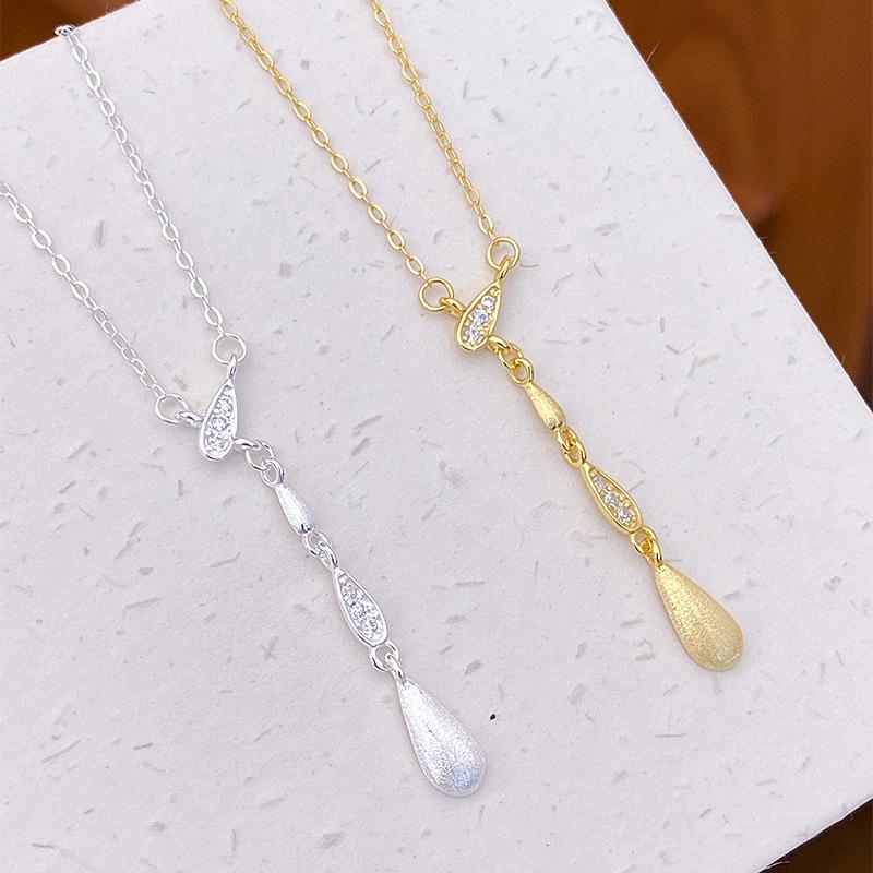 Matte Water Droplet Tassel Necklace for Women, Minimalist, Light Luxury, High-end, Niche Brushed Collarbone Chain