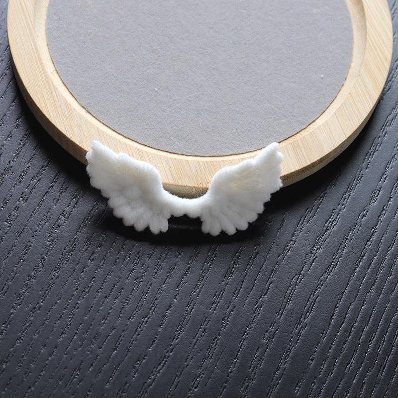 

6.6cm Plush Angel Wings Decorative Accessories – Convenient Hairpin Doll Gift Box Decorations for Home Décor and Accessories