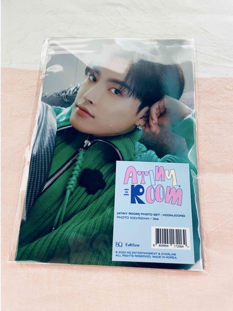 

[ИСПОЛЬЗОВАННЫЙ] ATEEZ everline atiny room фотосет Hongjoong