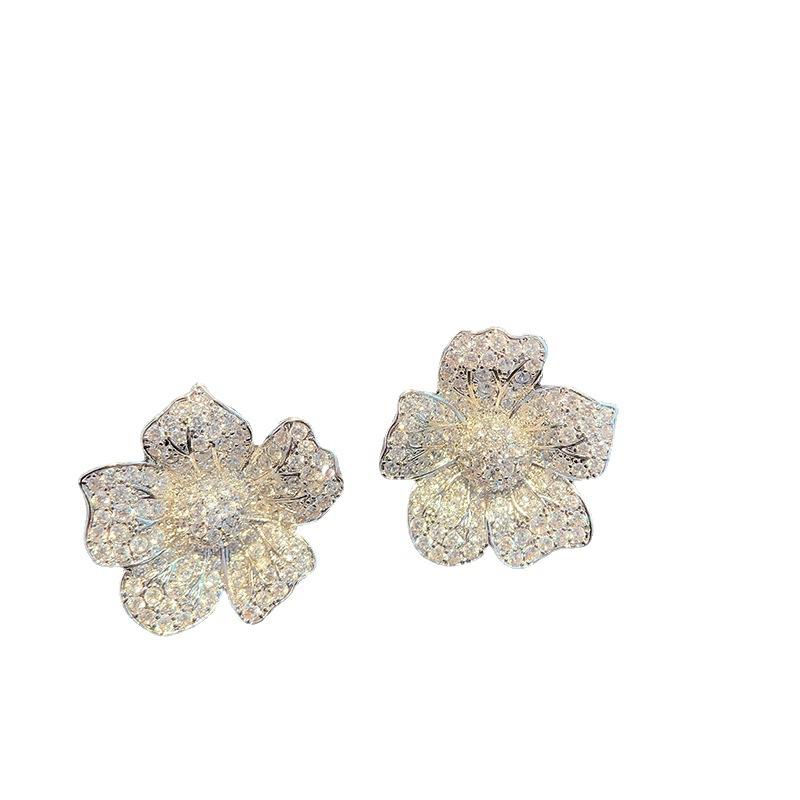 Petal Earrings Pink Exquisite Flower Earrings Ladies' Fashionable And Elegant Accessories