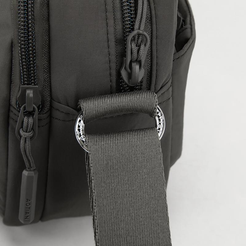 Commuter Shoulder Bag Women's Lightweight Multi-compartment Crossbody Bag