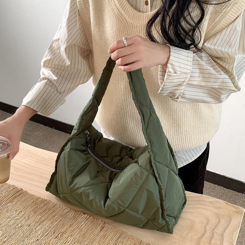Autumn and Winter Women's Bags Large Capacity Soft Down Cloud Bags Nylon Shoulder Bags Women's Niche Cotton Clothes Rhombus Handbag