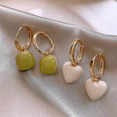 925 Sterling Silber Koreanische Version modisch frisch klassisch Herz Ohrringe Pfirsich Herz einfach Mode Retro Ohrringe Damen Ohrringe