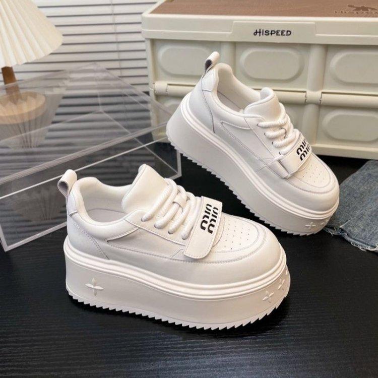 

Thick-soled Velcro casual little white shoes women s 2024 autumn and winter new round-headed single shoes women s muffin versatile sports women s shoe 40