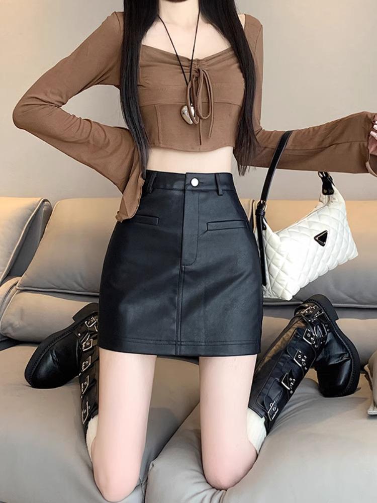 High-Waisted Black PU Leather Mini Skirt: Versatile, Hip-Hugging Style for Spring and Early Autumn 2025