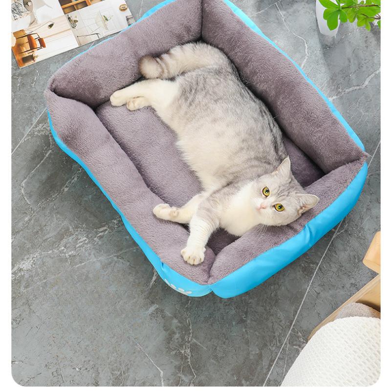 Dog's and Cat's Nest Warm Winter Pet Bed Large Dog Sofa Cushion Pet Supplies Warm Sleeping Bag Long Plush Soft Pet Bed Calm Bed