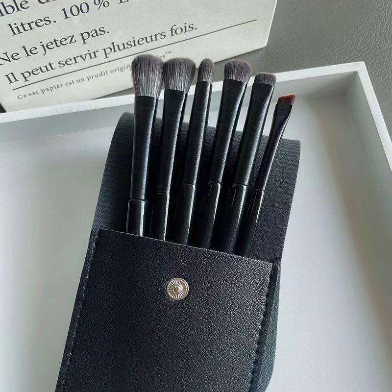 6-Piece Soft Hair Eye Makeup Brush Set: Eyeshadow, Under-Eye, Eyeliner, Detail