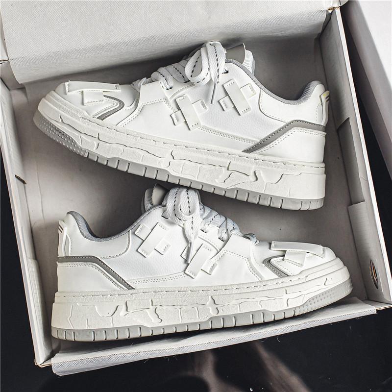 Белая повседневная мужская обувь — фото 4