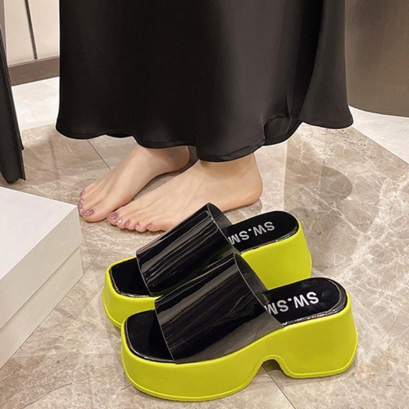 Fashion Women's Slippers 2025Summer New Thick Soled Sandals Square Head Open Toe Chunky Slippers for Women Mules Slippers Slides