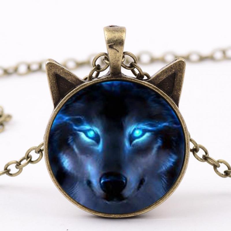 Unisex Jewelry Retro Wolf Head Pendant Cabochon Long Chain Sweater Necklace