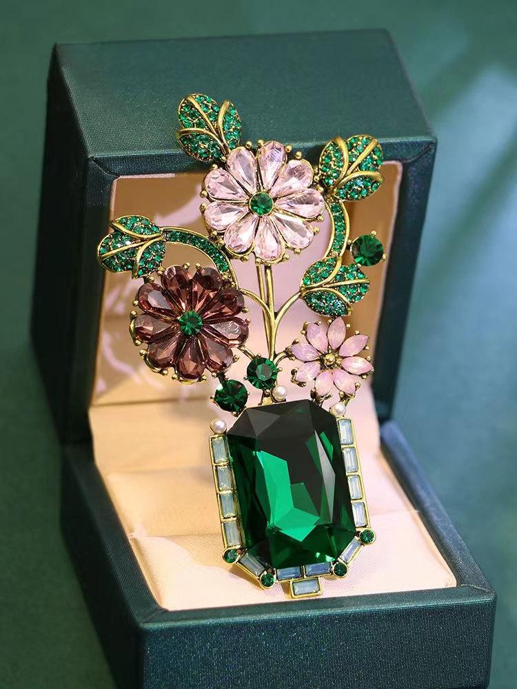 

Vintage Baroque court style vase brooch temperament rhinestone flower pin fashion atmosphere suit accessories