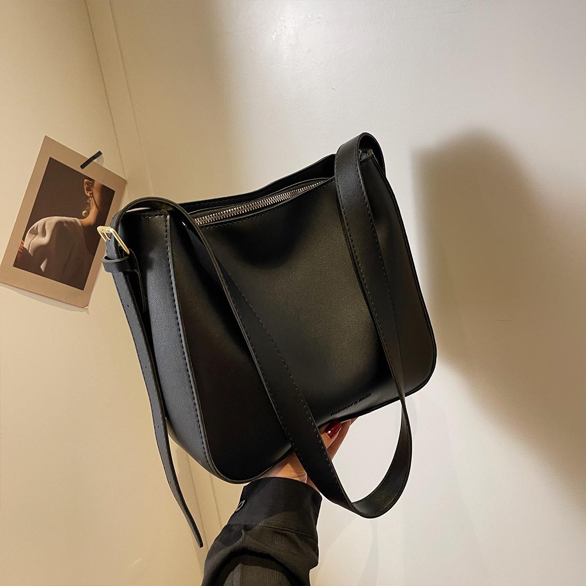 

Super Popular Spring and Summer Commuter Bucket Bag for Women 2026 New Style Pu Leather Women s Bag with a High-End Feel, Large Capacity
