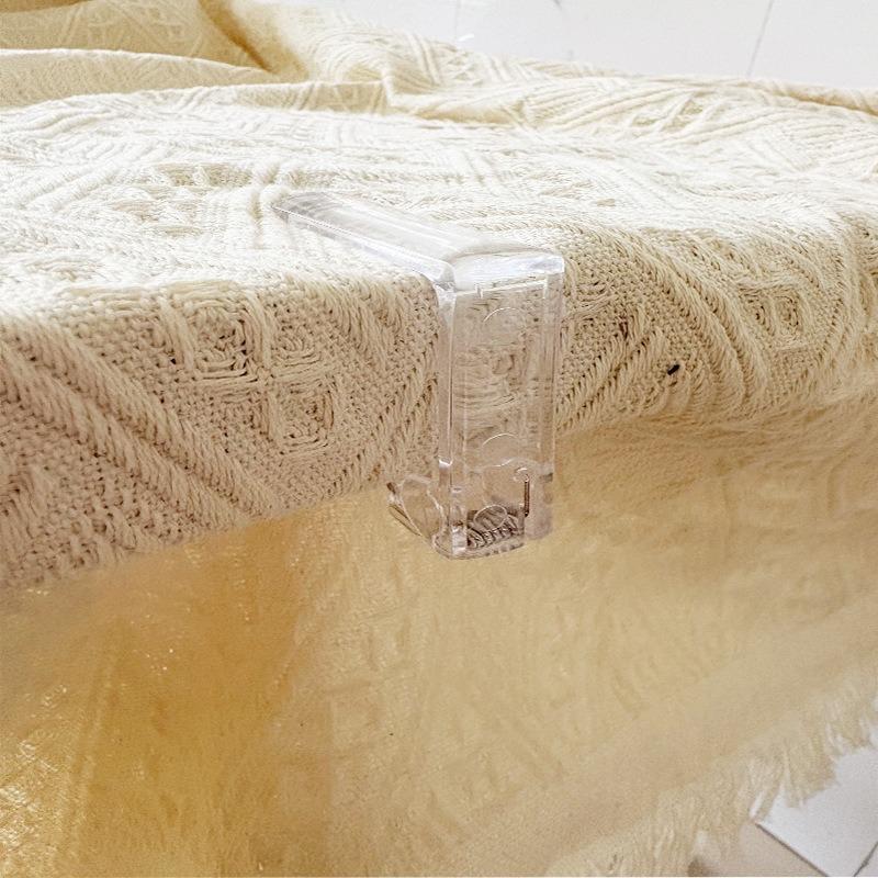 10Pcs Transparent Plastic Tablecloth Clips Non-slip Securing Holder Decorative Leaf Tablecloth Clamp Holder Table Cover Clamps