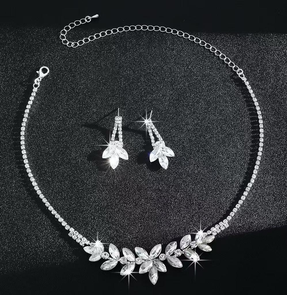 Elegantní mezikontinentální svatební souprava náhrdelníku a náušnic s kamínky