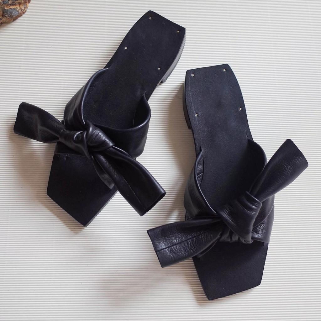 Cowhide Version~ Niche Cross Bow Square Head Slippers Women's Outer Wear 2025 Summer Flat Bottom Low Heel One-word Sandals