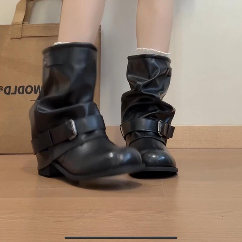 Fashion tribal locomotive boots knight boots fashion boots women's 2025 autumn and winter new niche design stacking boots Martin boots