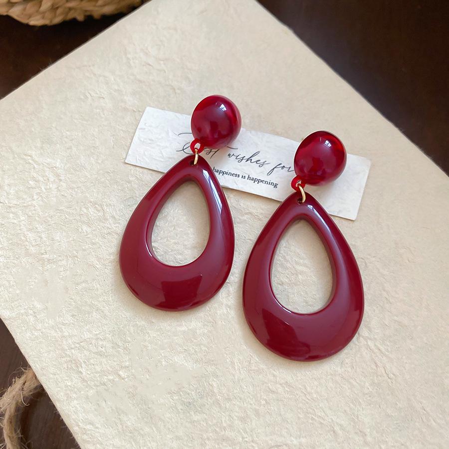 Luxuriöse Rote Blume Quastenohrringe: Stilvolle, Hochwertige Statement-Ohrstecker für Damen