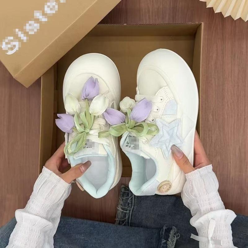 

Autumn little white shoes cute platform stars sports big head shoes new national tide versatile casual bread shoes 35