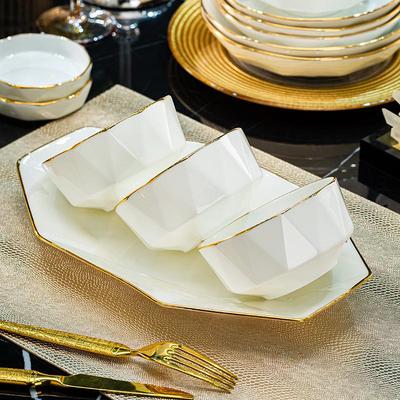 Ręcznie Malowany Złoty Ceramiczny Zestaw Miski i Talerza – Elegancka Porcelana Kostna, Prezent (2024)