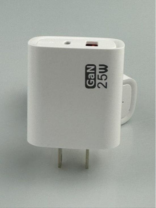 25W GaN Fast Charger Set for iPhone 16 Pro Max