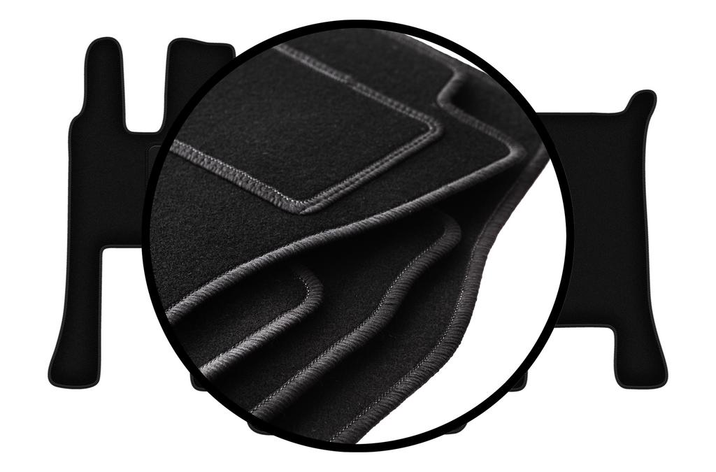 Set of Velour Floor Mats For: Mercedes Actros MP4 Wide Cab (2011-)