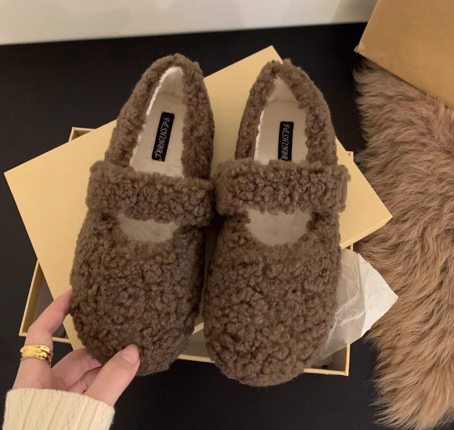 Flat-bottomed lamb wool shoes for women's winter wear 2025 new velvet beanie shoes with Mary Jane single shoes