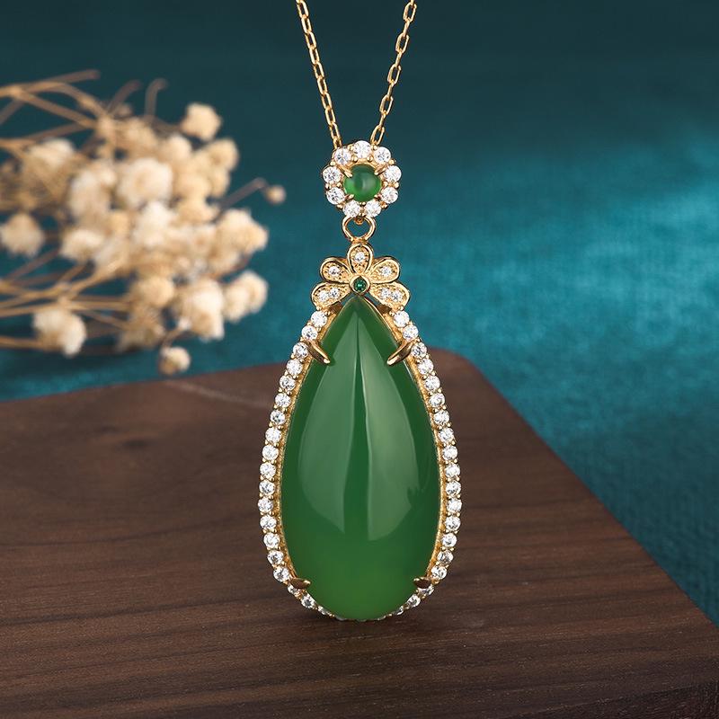 

Green Chalcedony A-Grade Jade Pendant Necklace for Men and Women