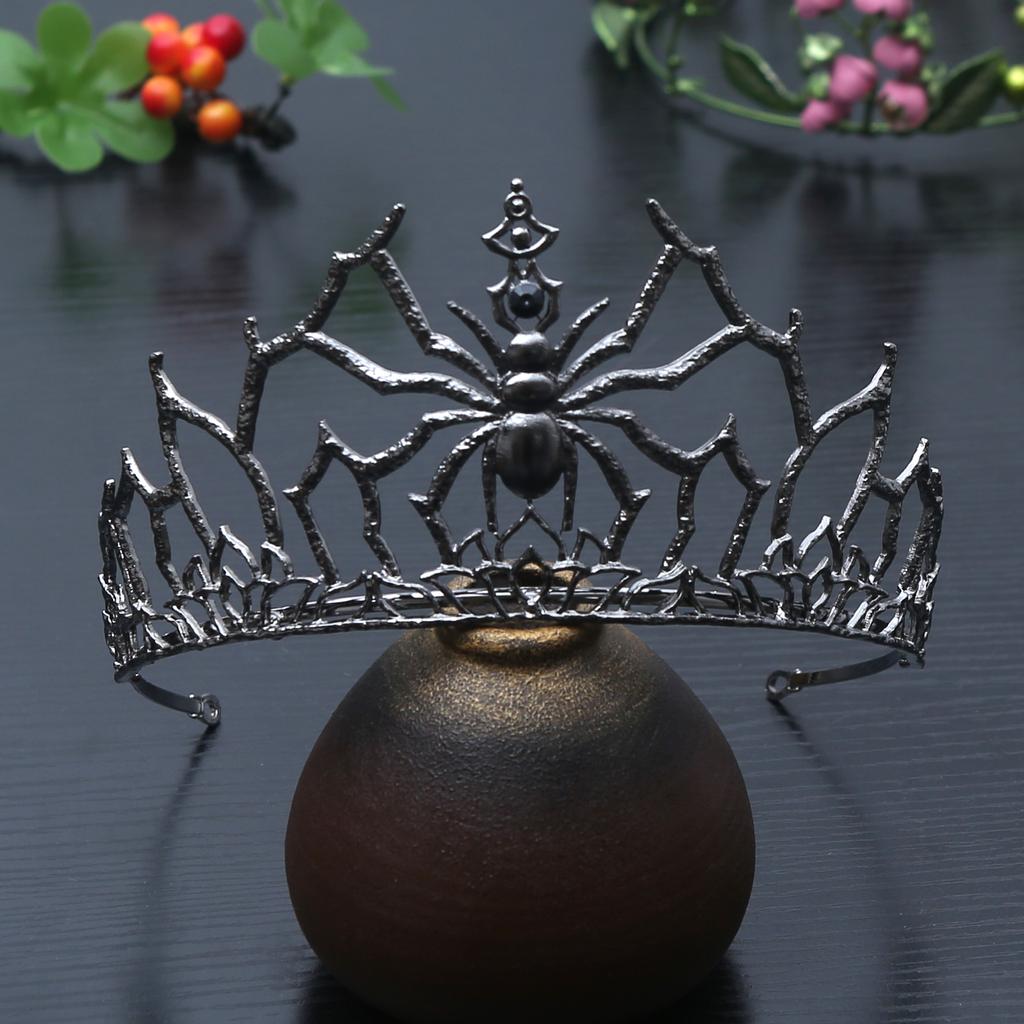 Gothic Spider Web Crown Black Crystal Headpiece Metal Tiara Suitable for Men and Women's Steampunk Halloween Costume Headwear