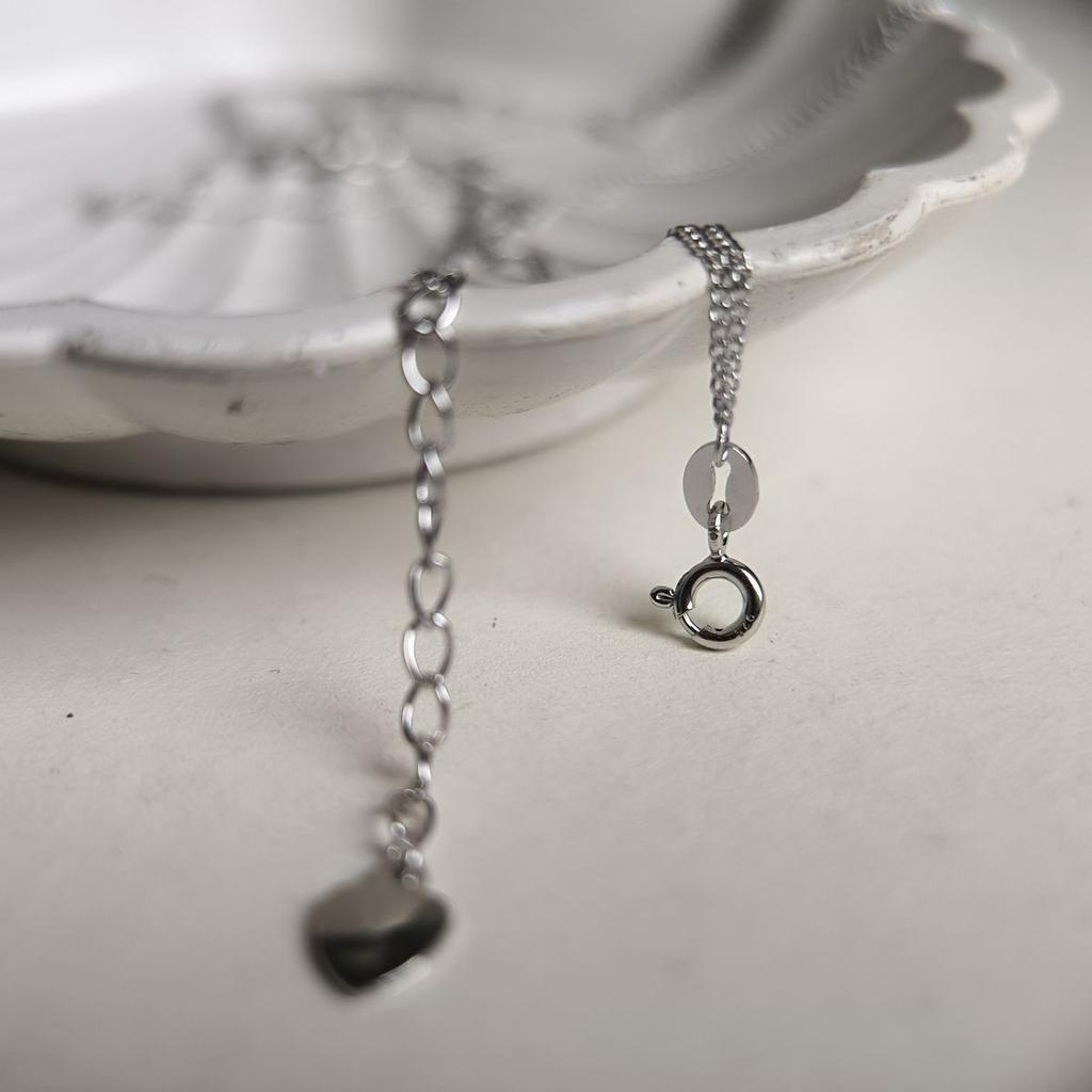 Silberne Halskette mit Zirkonia, Gewicht des Produkts 3,43 g (2184010)