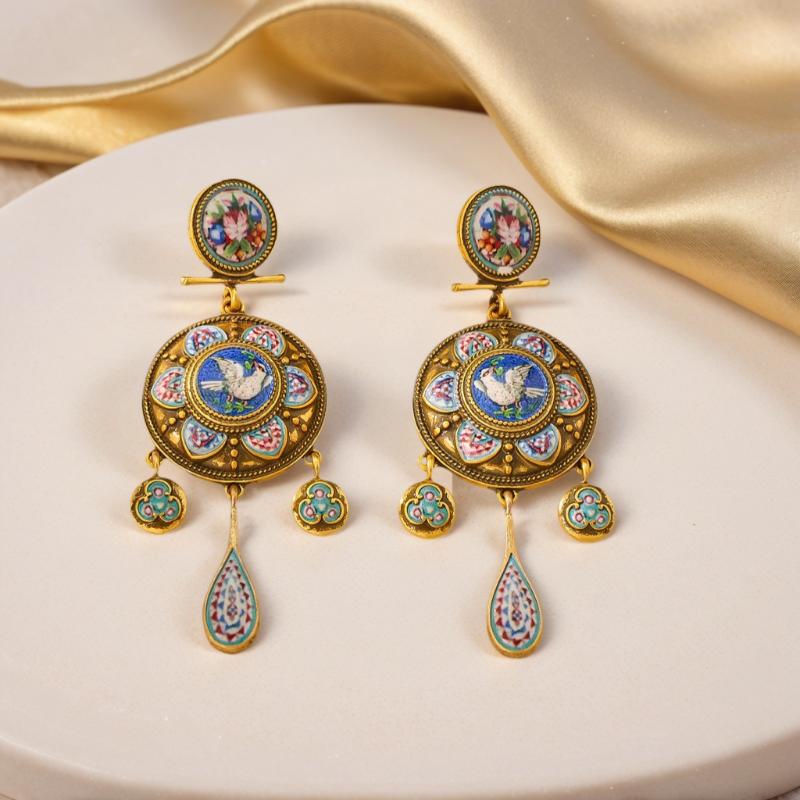 

Retro Court-Style Rattle Earrings Medieval Ethnic Vintage Travel Peace Dove Design Fashion Jewelry Accessory one size