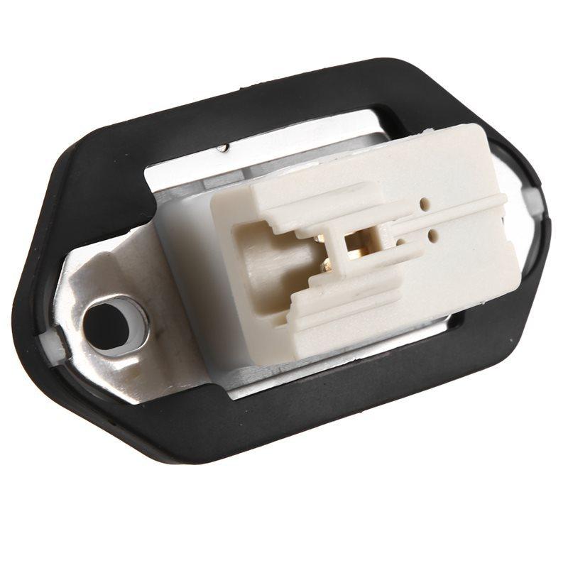 84945-0P010 Car Tailgate Switch Trunk Lid Opening Button For Toyota Reiz 2005-2010 849450P010