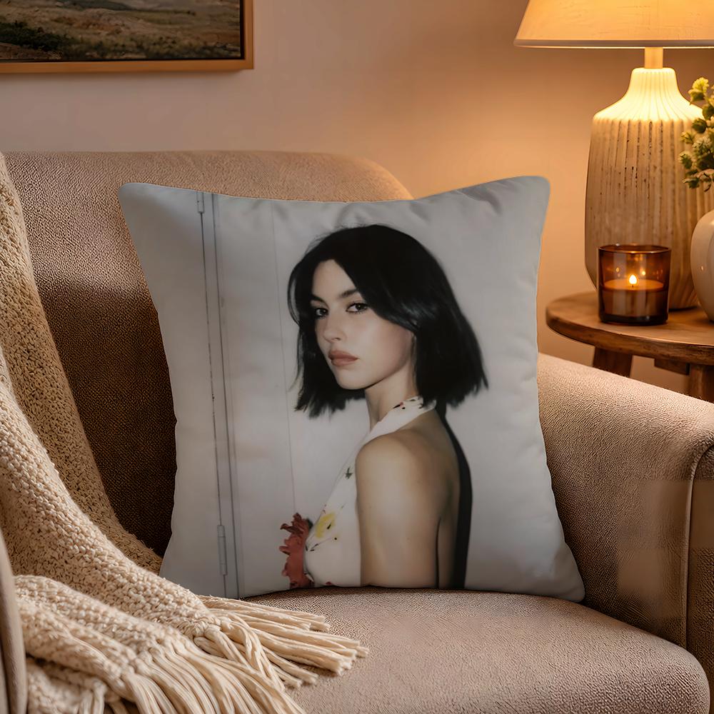 Hot Singer GGracie Abrams Pillow Case Soft Plush Cushion Cover Double Print and Invisible Zipper for Sofa Home Car Use
