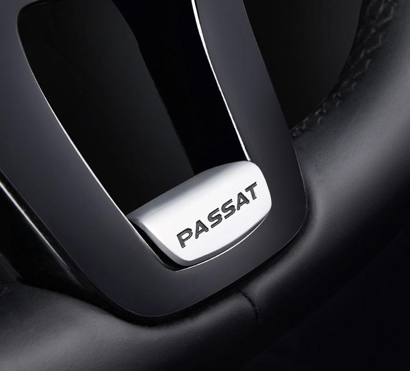 Hot 1Pcs VW Car Steering Wheel Decorative Cover R Line Emblem Sticker For Volkswagen R-Line R GTI Polo T5 T-ROC Golf Passat Scir