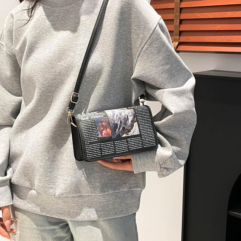 Street Trend Newspaper Printed Small Square Bag Versatile Shoulder Bag Premium Design Women's Crossbody Bag