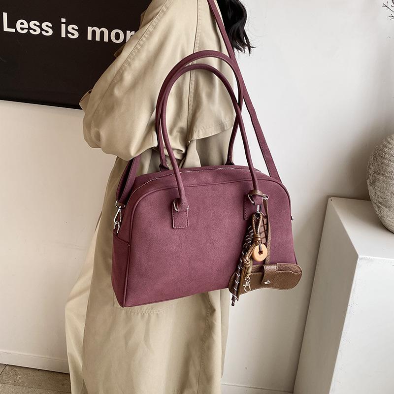 Retro underarm bag women's autumn and winter 2025 new trendy Korean portable bowling bag suede large-capacity women's bag