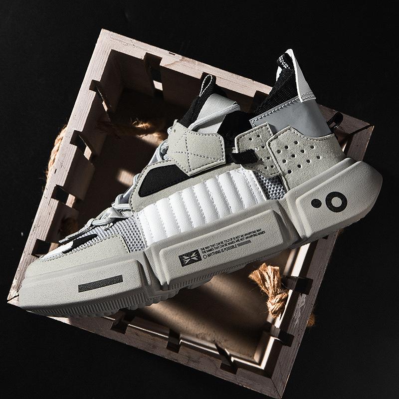 New men's casual fashion personality breathable light trend sports style men's casual trendy shoes board shoes