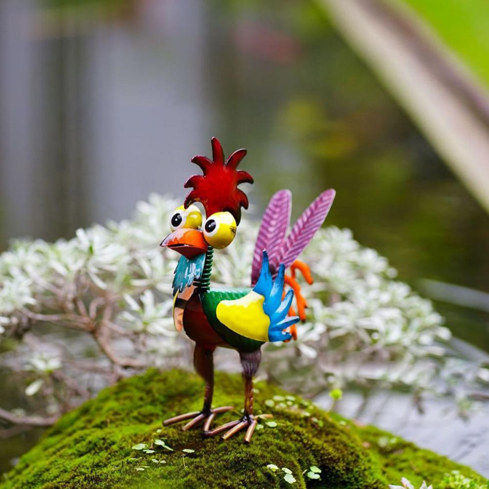 Colorful Rooster Landscape Gardening Ornament Fashionable Desktop Decoration For Courtyard Patios