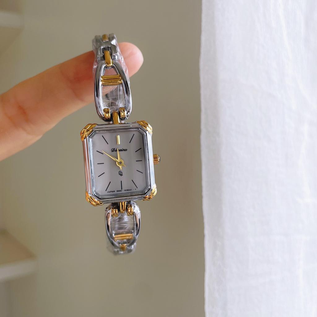 Retro-StyleSquareBracelet Watch For WomenQuartz New StyleTrendyPerfect As A Birthday GiftWomen'S Accessory And Women'S Gift.
