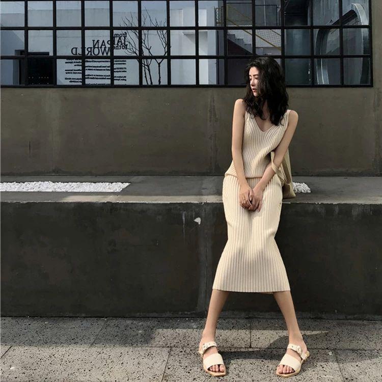 Stylish and Chic Summer Dress - Knitted Slim  Fit Spaghetti Strap Dress for Women