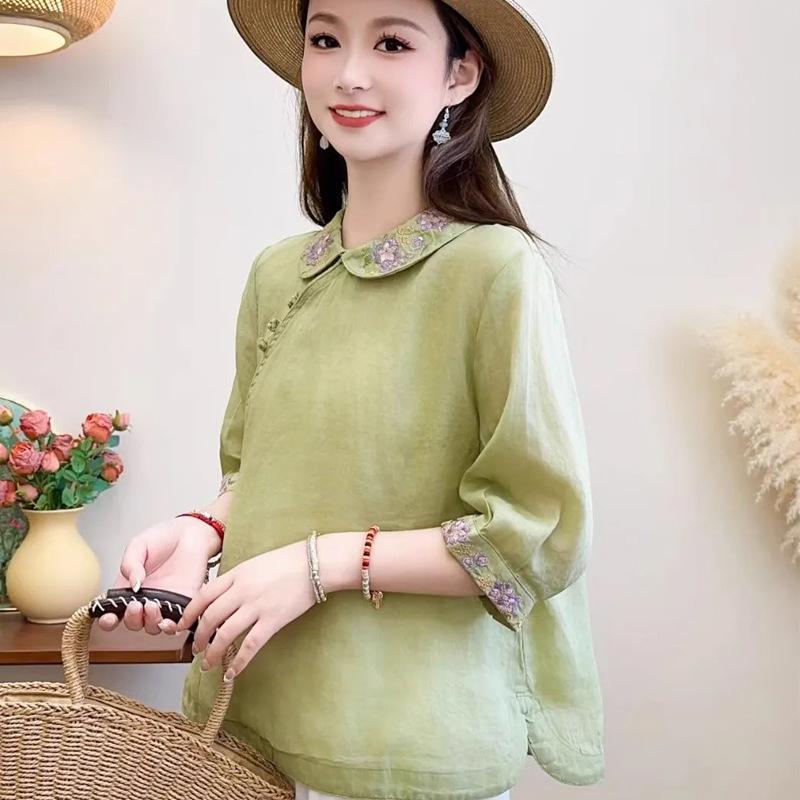 Women's Retro Folk Style Lapel Shirt with Oblique Collar and Chinese Button Design in Cotton-Linen
