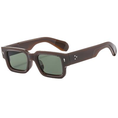 Retro Glasses New High Square Quality Rivet Sunglasses Fashion Eyeglasses Men Punk Rectangle Design Sun Glasses UV400
