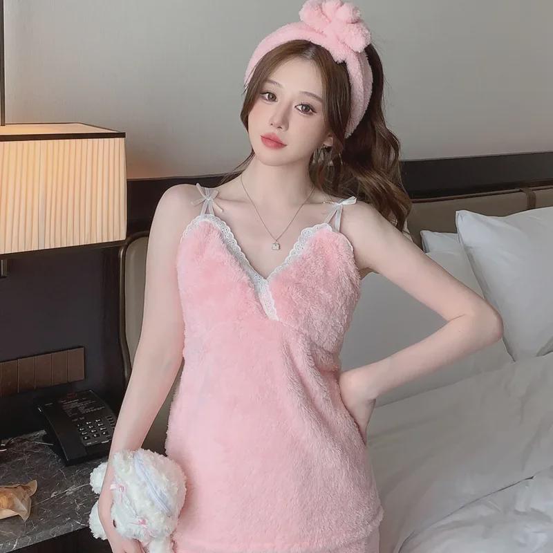 Suspender Trousers & Outer Robe Set with Chest Pad + 3D Hairband - Autumn/Winter Sexy Pajamas Coral Fleece 4-Piece Set.