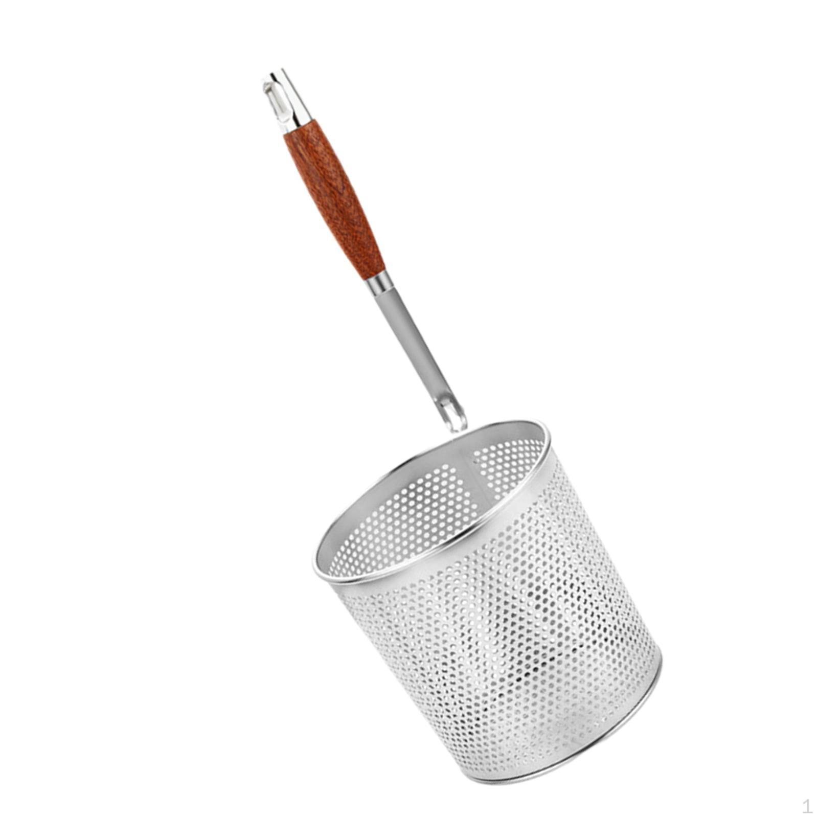 

Корзина для фритюрницы с деревянной ручкой и крючком для подвешивания. Сетка для сервировки еды. 15cm Dia