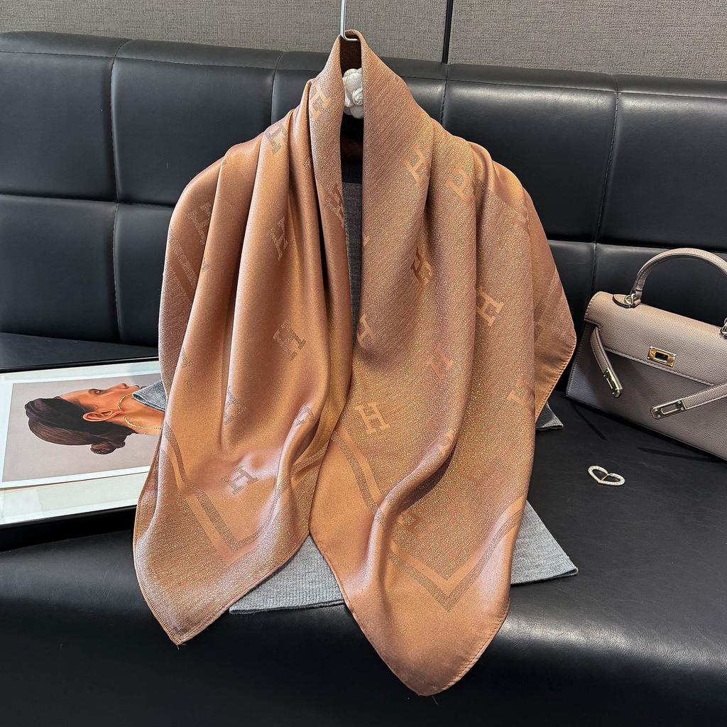 Classic H Temperament Silk Scarf Women'S Tencel Cotton Trend Versatile Imitation Silk Scarf Scarf 90 Square Scarf
