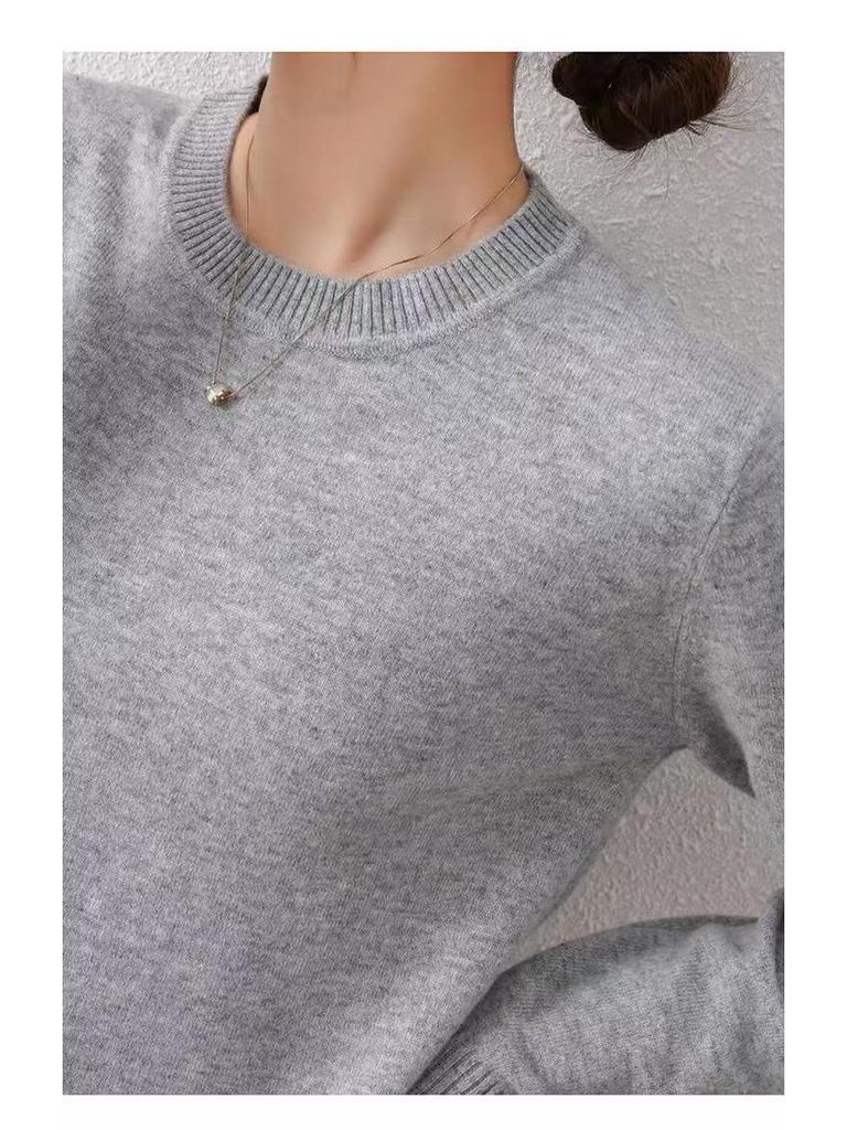 2025 Versatile Loose-Fit Wool Sweater: Slimming, Solid Color, Perfect for Autumn & Winter